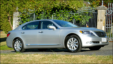 2009 Lexus LS 600h L Review