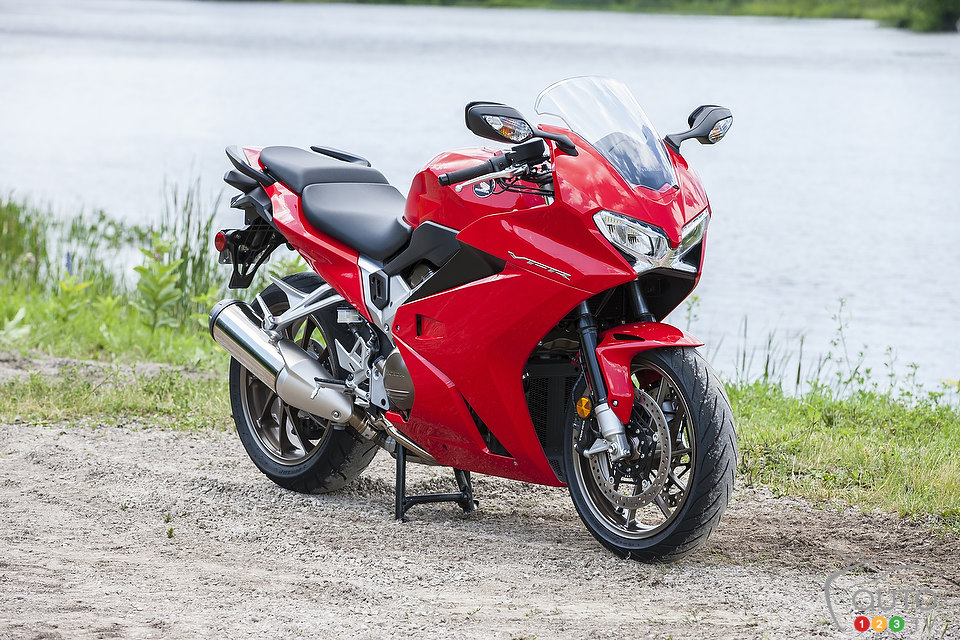 Photos 2014 Honda Vfr800f Review