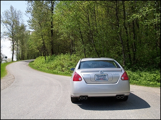 2004 Nissan Maxima SE 6-Speed (Photo: Trevor Hofmann, Canadian Auto Press)