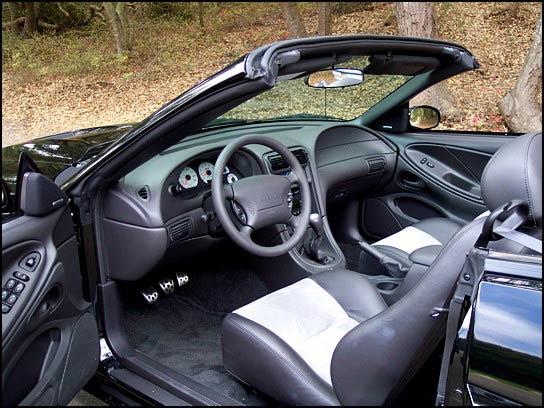 Ford Mustang Cobra SVT Convertible 2003