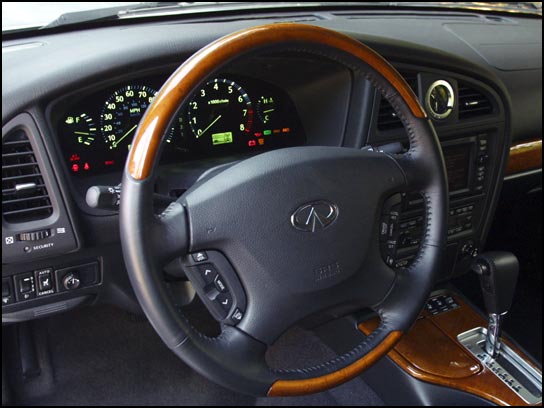 Infiniti QX4 2003