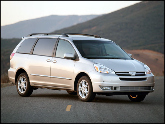 Toyota Sienna 2004