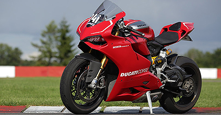 2013 ducati 1199 panigale r review