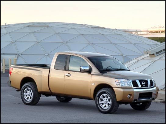 Nissan Titan 2004