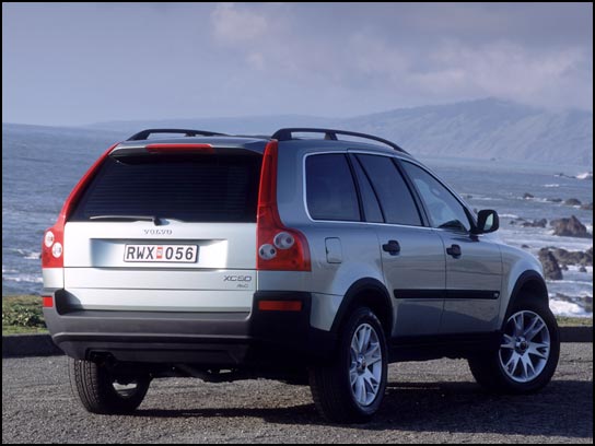 Volvo XC90 2003