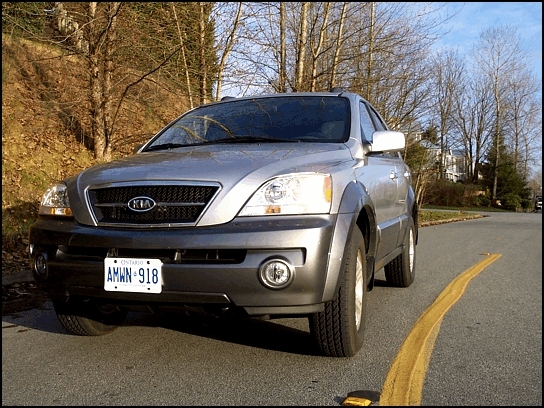 2003 Kia Sorento (Photo: Trevor Hofmann, Canadian Auto Press)