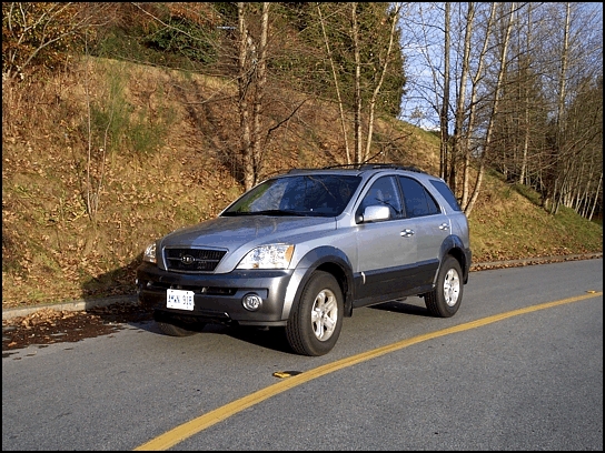 2003 Kia Sorento (Photo: Trevor Hofmann, Canadian Auto Press)