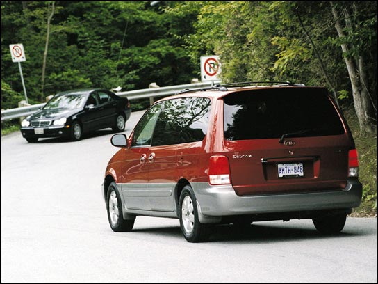 Kia Sedona 2002