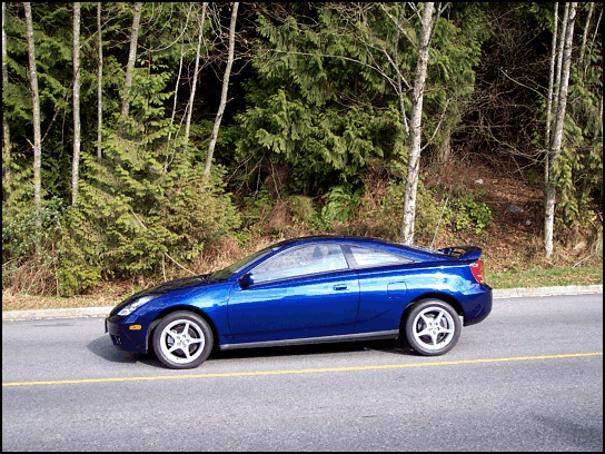 2003 Toyota Celica GT-S (Photo: Trevor Hofmann, Canadian Auto Press)