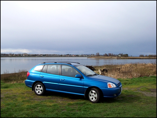 2003 Kia Rio RX-V (Photo: Trevor Hofmann, Canadian Auto Press)