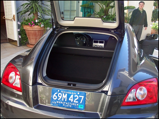 2003 Chrysler Crossfire cargo area (Photo: Trevor Hofmann, Canadian Auto Press)