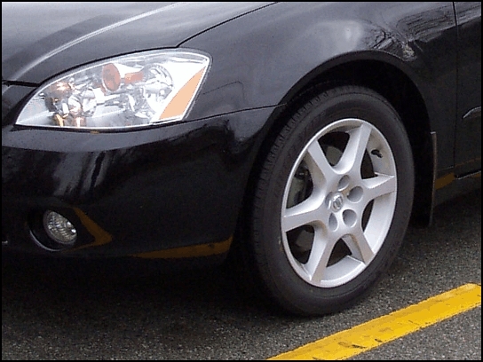 2003 Nissan Altima SE (Photo: Trevor Hofmann, Canadian Auto Press)