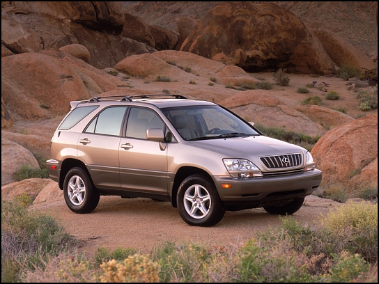 2003 Lexus RX 300 (Photo: Lexus)