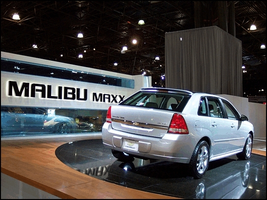 2004 Malibu MAXX (Photo: Trevor Hofmann, Canadian Auto Press)