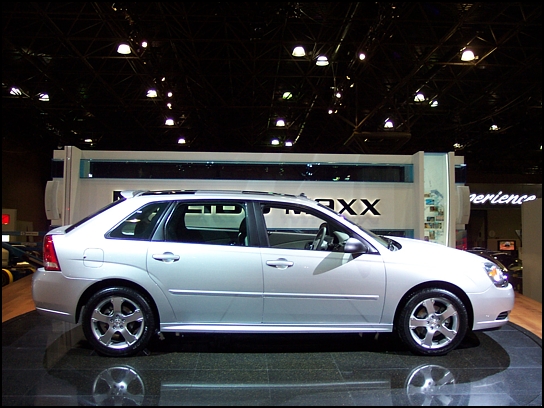 2004 Malibu MAXX (Photo: Trevor Hofmann, Canadian Auto Press)